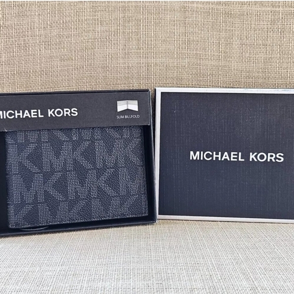 ✨️🖤 Michael Kors Men’s Slim Billfold Signature Wallet Black Jet Set Mens ✨️🖤 - Picture 1 of 8